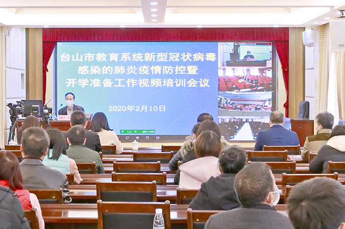 1_2 吴局场景 拷贝.jpg