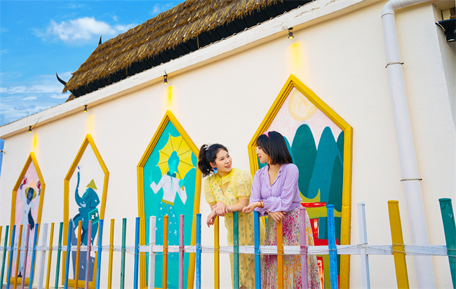 9 模特:台山市博物馆 区议文(右)台山市艺术馆 谢 媛(左).jpg