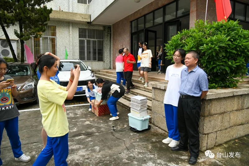 微信图片_20220610144536.jpg