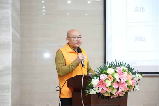 【法律援助志愿服务】我市开展《中华人民共和国妇女权益保障法》进企业志愿服务活动229.png