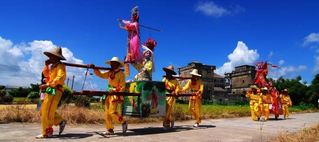 台山浮石飘色（台山市文化广电旅游体育局供图）.jpg