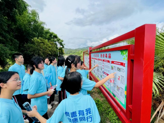 e3b36a1b631e9eb8ac71c7f00b5cb67.jpg 图片