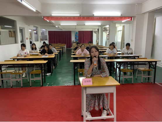 五邑大学成人高等教育台山立信会计教学点举行2024届毕业论文答辩会500.png