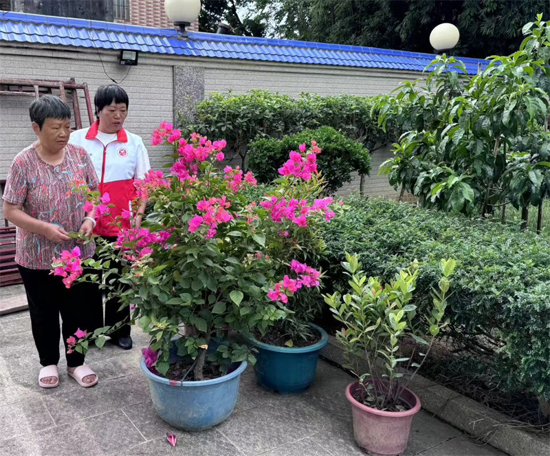 8fa49365535637ec82b7f5644d4127c_副本.jpg