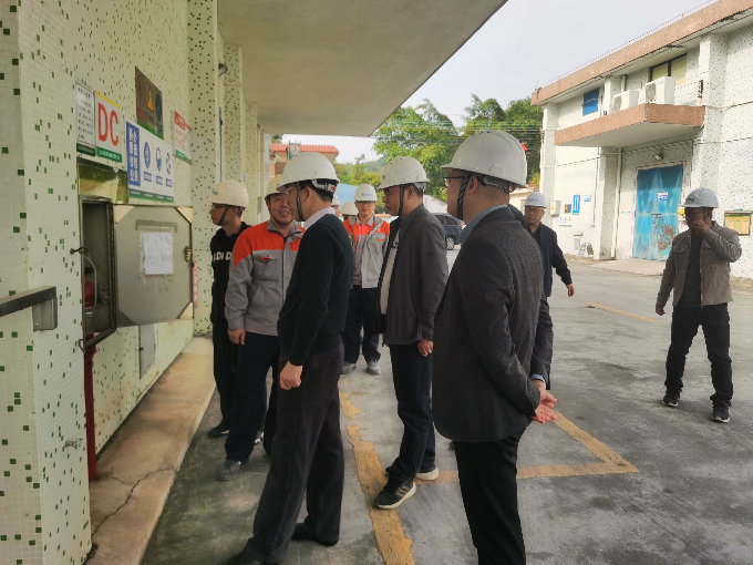 江门市发展和改革局到我市开展储备粮库区安全生产检查1.jpg