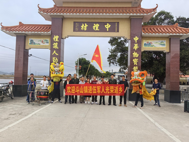 f9fb7a3f08ba02bf27f724c2f612d306_compress_副本.jpg