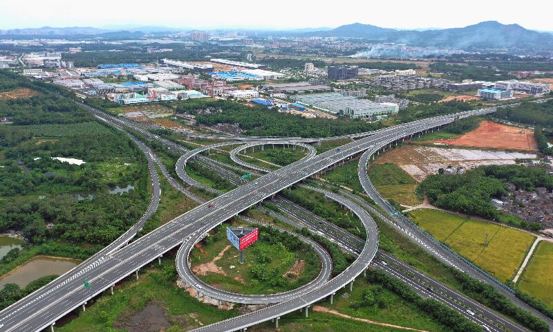 第24页（中阳高速-新台高速互通航拍）.jpg