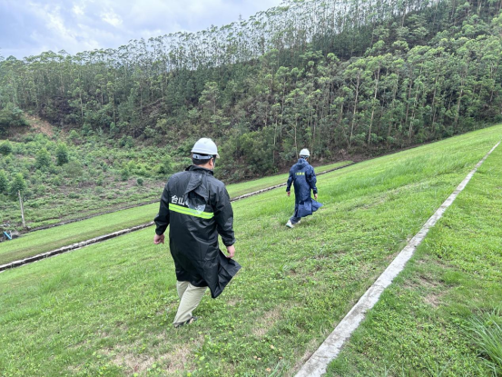 台山市水利局筑牢防台风安全屏障  多举措应对“塔巴”简短版本556.png