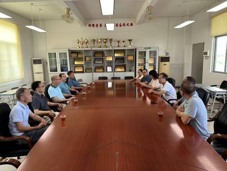 819e5d99d0b0c9aca8b12633d051d72 (1).jpg