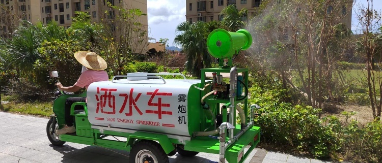 雾炮车 (1)_副本.jpg