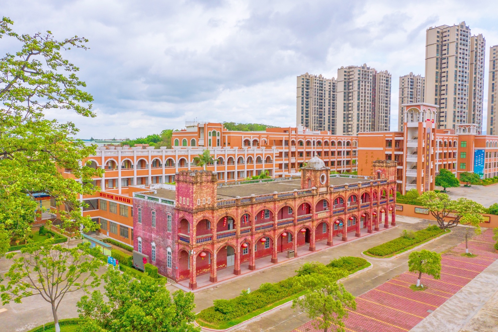 台山市李星衢纪念学校.jpg