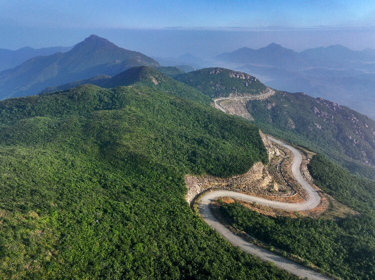 紫罗山（李健庭摄）.jpg