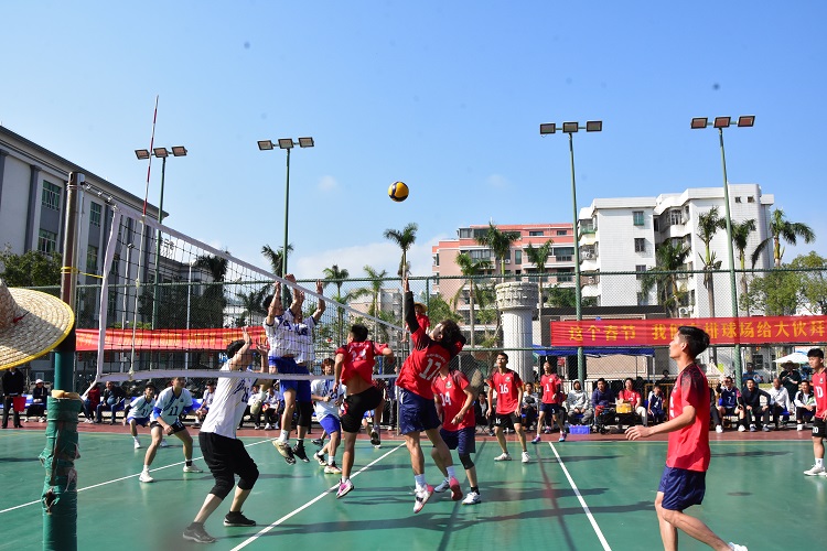 ▲半决赛:大步头村队 VS 沙头冲村队 (1).JPG