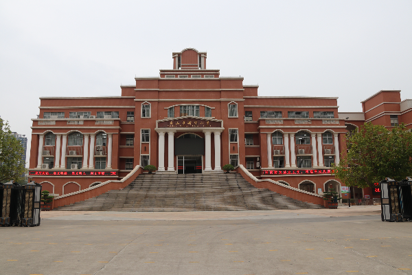 新宁小学.jpg