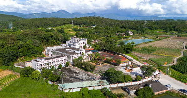 南坑小学全景图片1.png