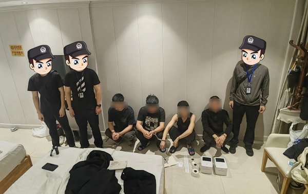 2.jpg