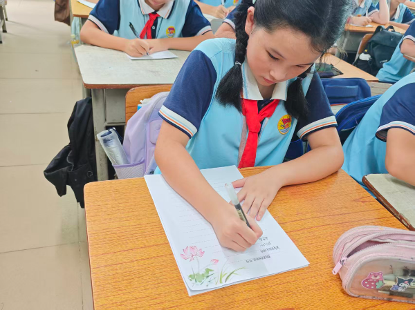 1. 广海镇中心小学书信节活动照片.jpg