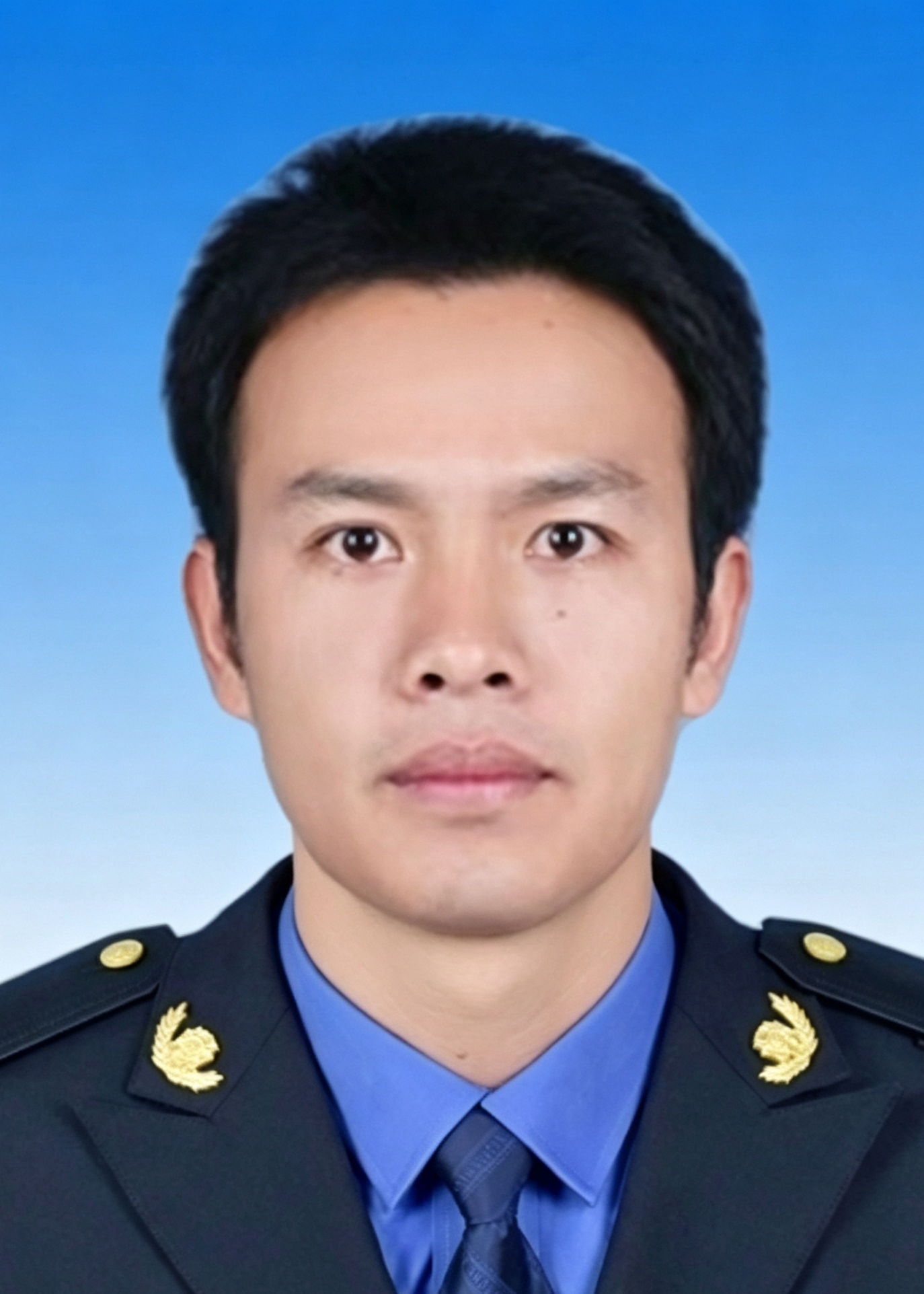 钟航一寸.jpg