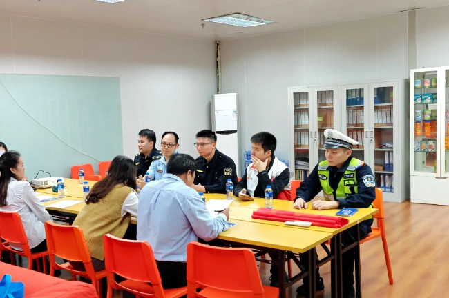 06b5f6ad13f3580b26dc14592cf4a47.jpg 图片